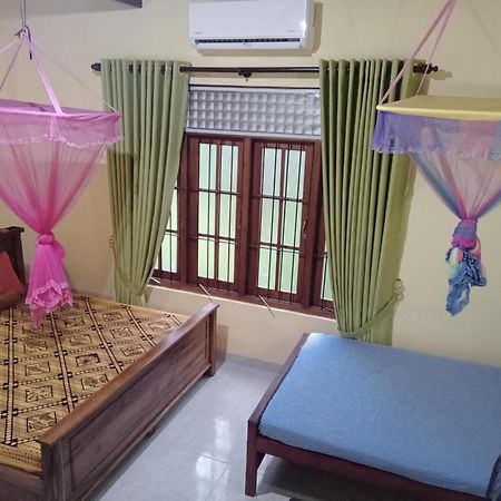 Jungle Village Homestay Pinnawala  Exteriér fotografie