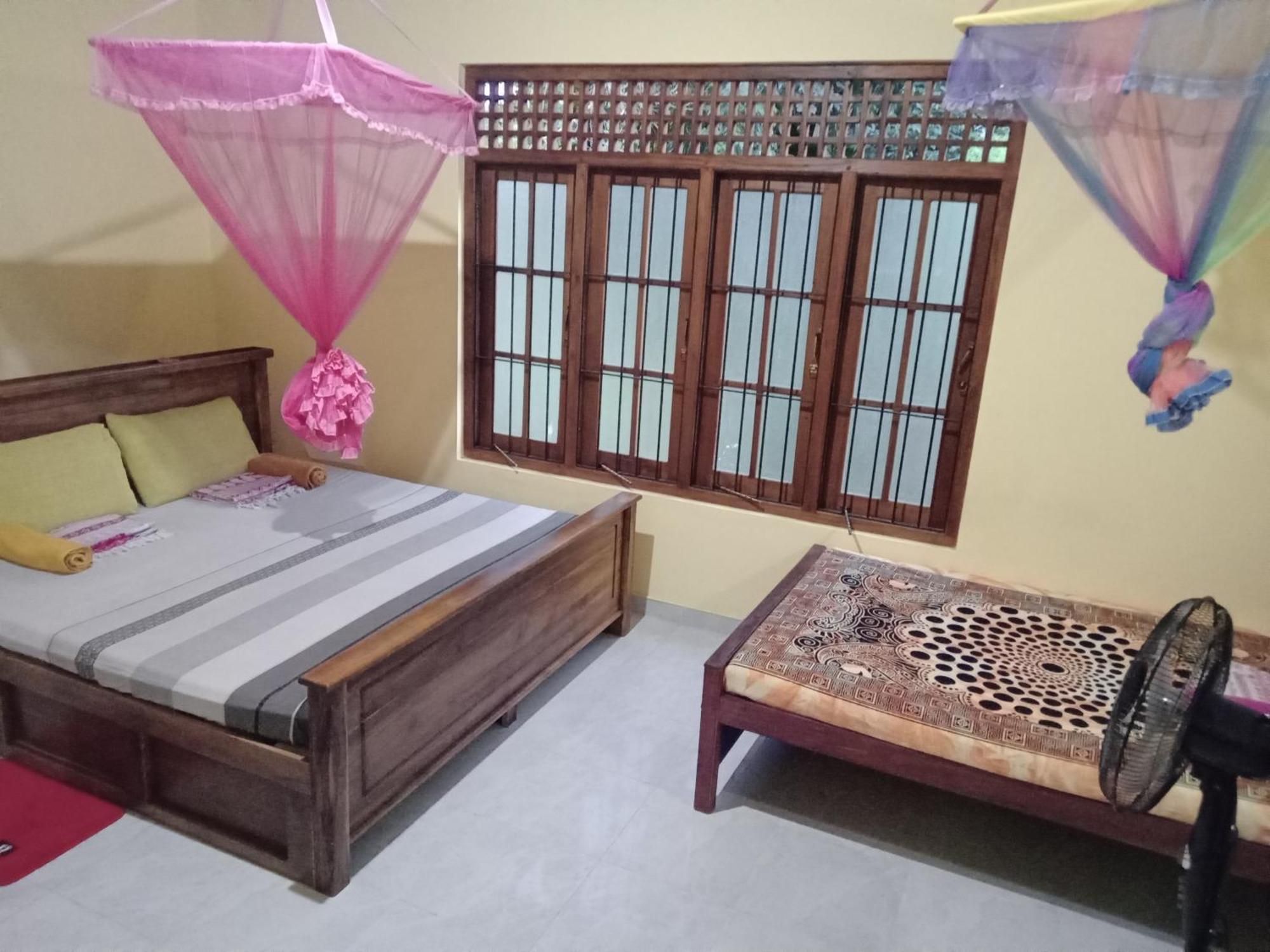 Jungle Village Homestay Pinnawala  Pokoj fotografie